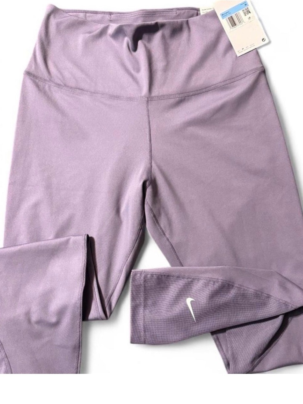 Nike One DriFit High Rise Women’s Running Leggings
Size Medium Lilac Bloom